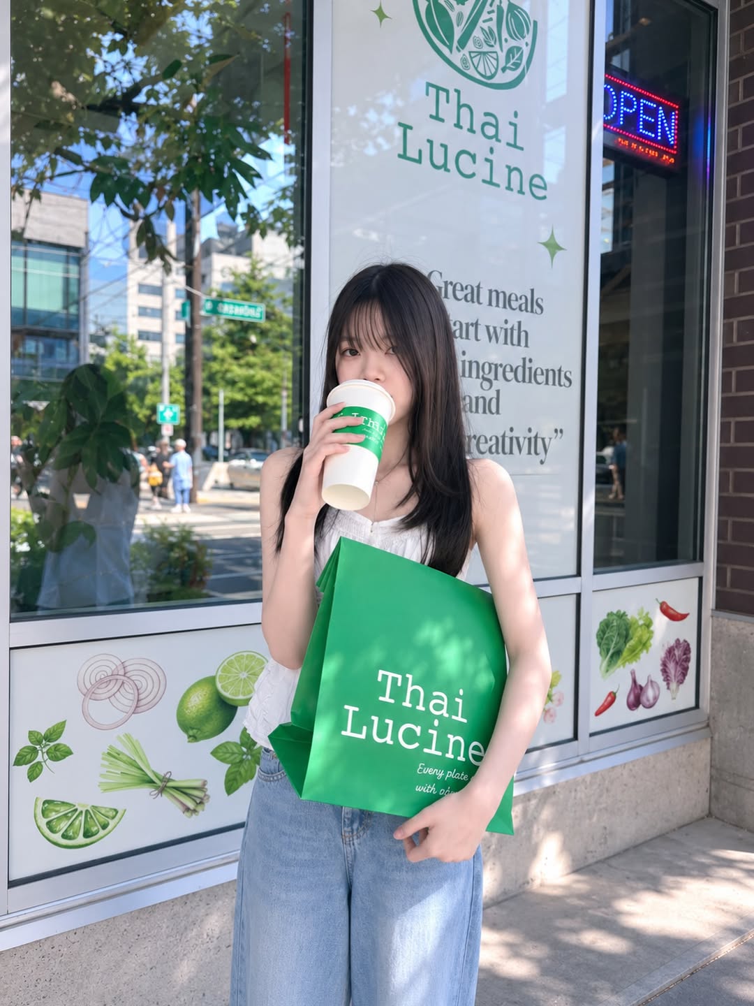 Thai Lucine